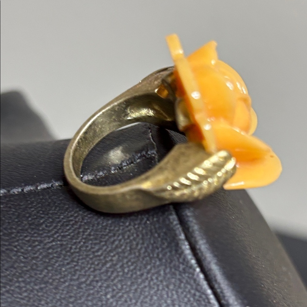 Vintage Elegant Gold Tone Carved Rose Ring Estate Retro - Picture 4 of 6